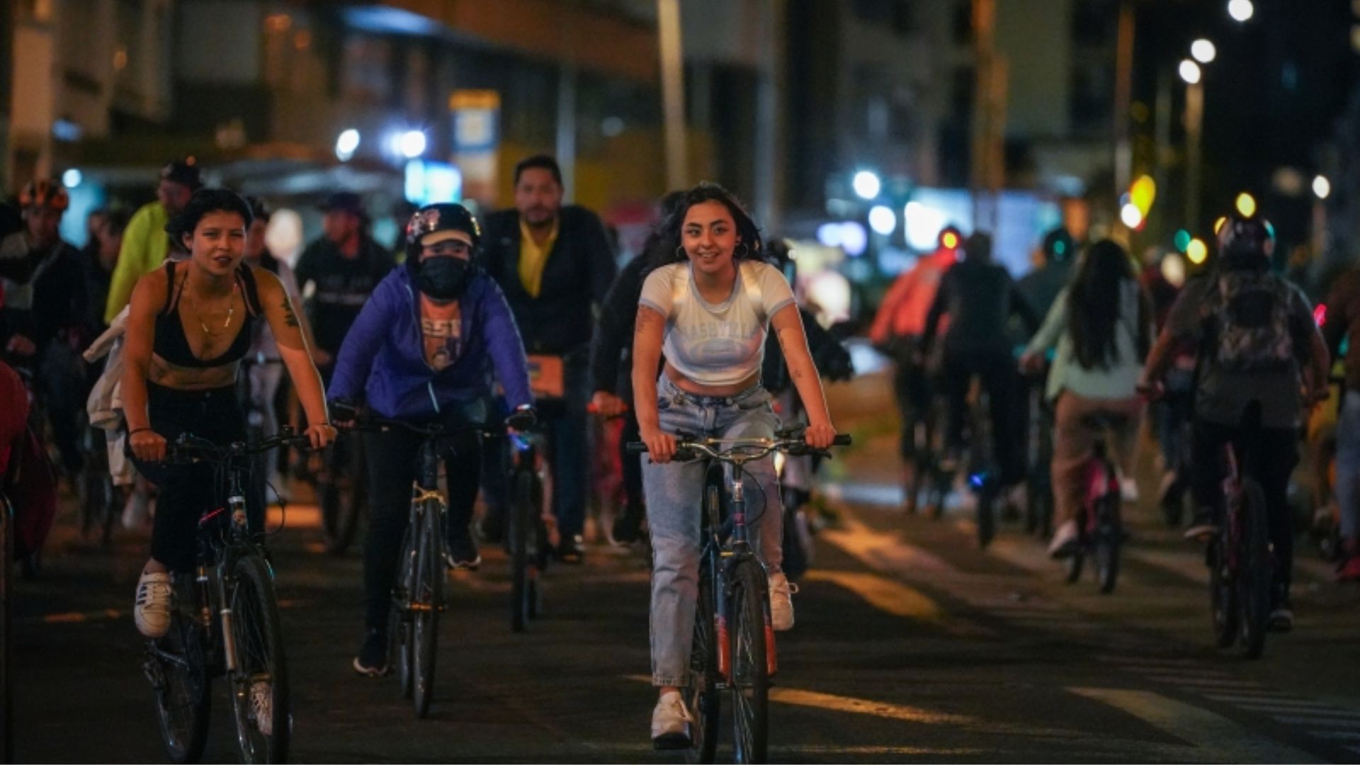 Ciclovía nocturna en Bogotá: estas son las rutas y desvíos este 8 de agosto