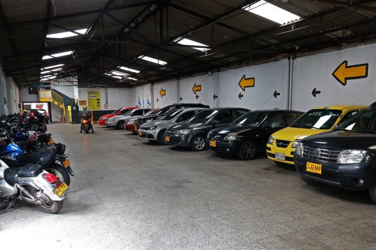 Estas serán las tarifas para taxis, parqueaderos y otros servicios durante el  2025 en Bogotá