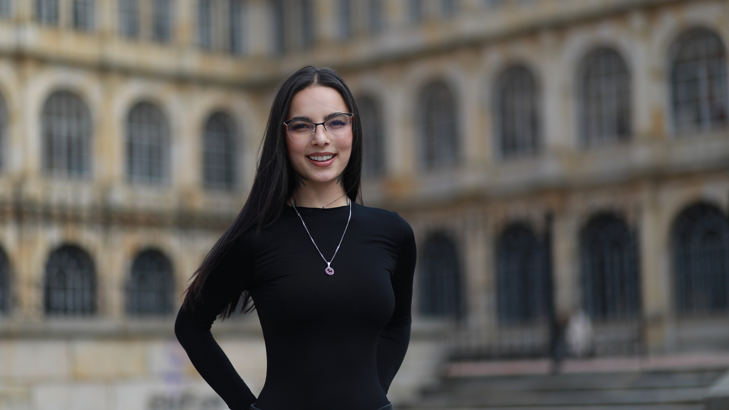 Briela Veneno encenderá la Plaza de Bolívar en Monumentum, el festival electrónico gratuito de Bogotá