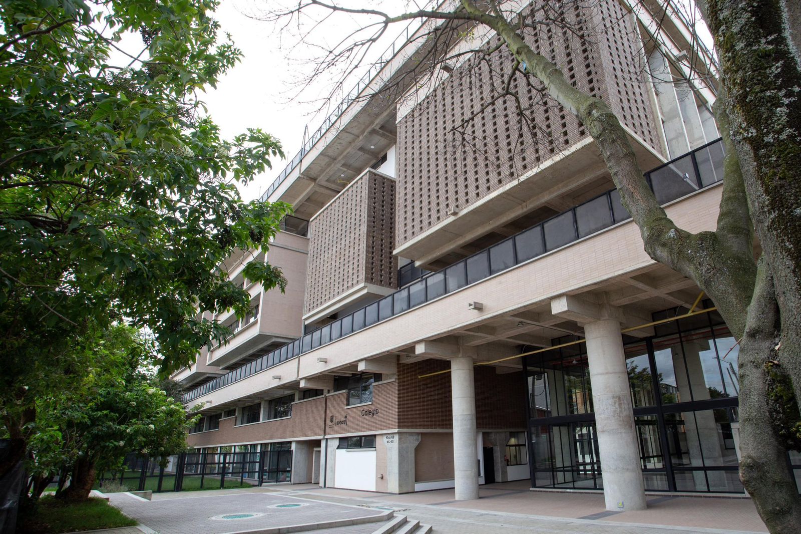 Bogotá inaugura el colegio Eloísa Garzón en Kennedy: un espacio para 1.060 estudiantes