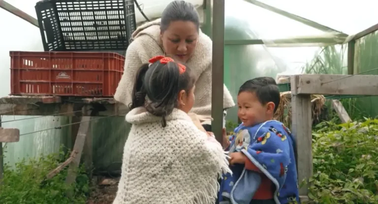 María Paula y Miguel Estamos Aquí