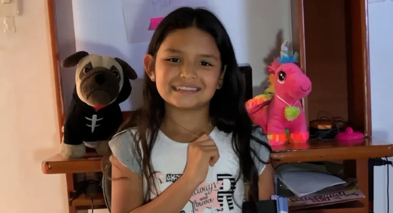 Niña protagonista 10 años para cambiar el mundo
