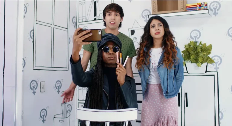 Manu y Mica Divergente