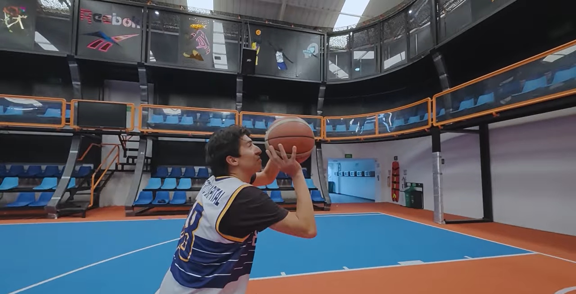 Polideportivo El Quiriguá,