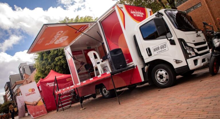 ¡Trabajo sí hay! La Unidad Móvil de la Agencia de Empleo llega a Villa del Río