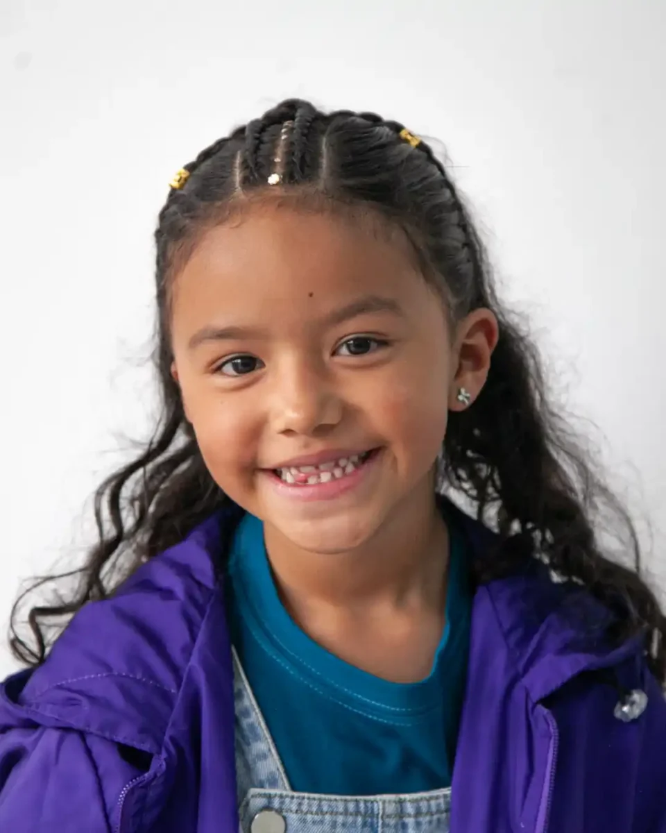 Isabella (7 años, Ciudad Bolívar)