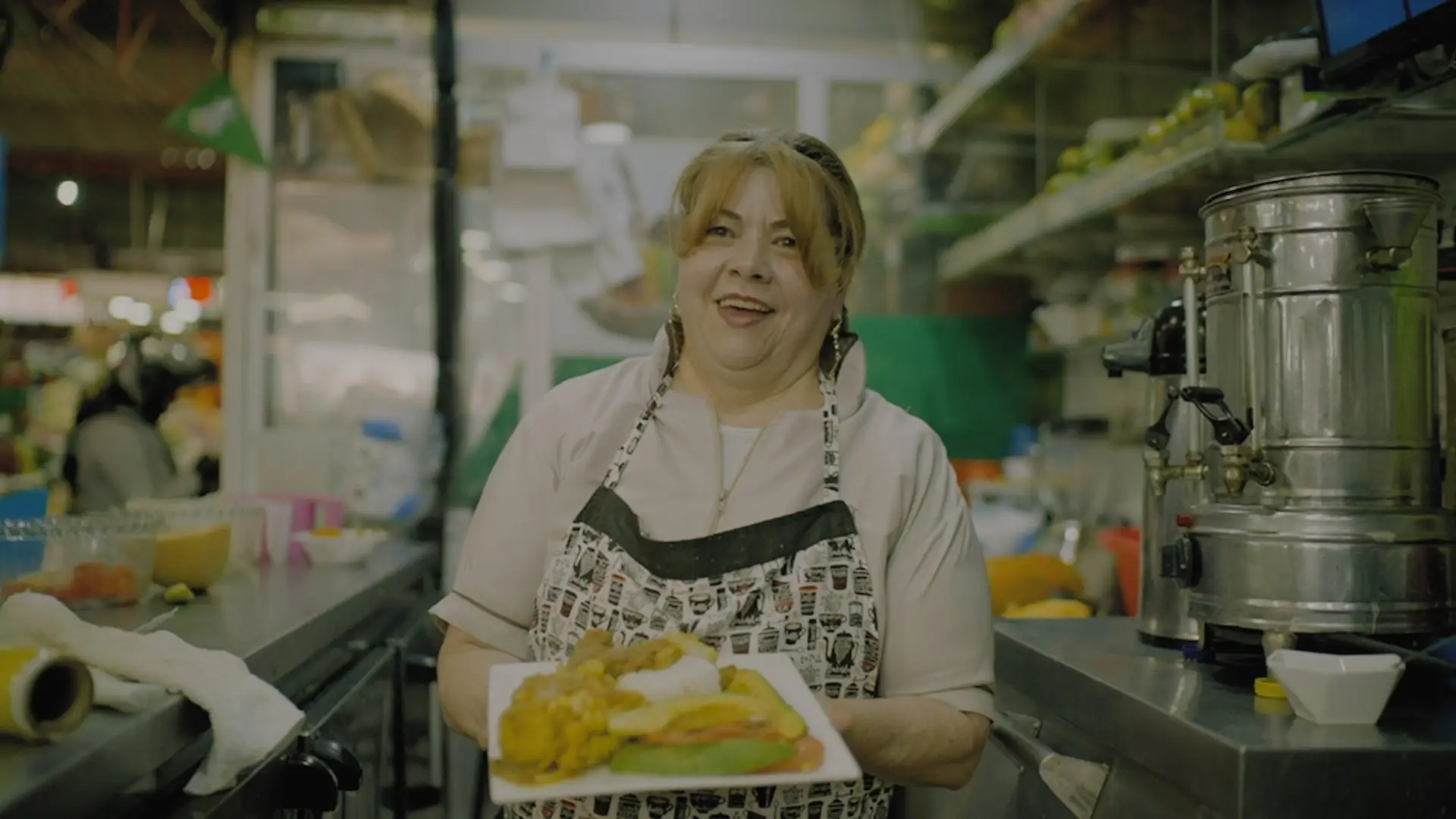 La plaza del 7 de Agosto y su historia gastronómica en Pura Plaza.