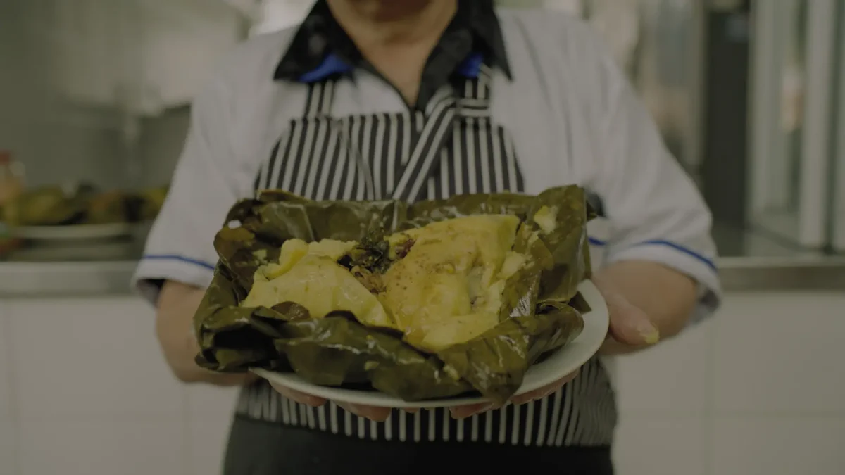 La plaza del 20 de Julio en Pura Plaza.