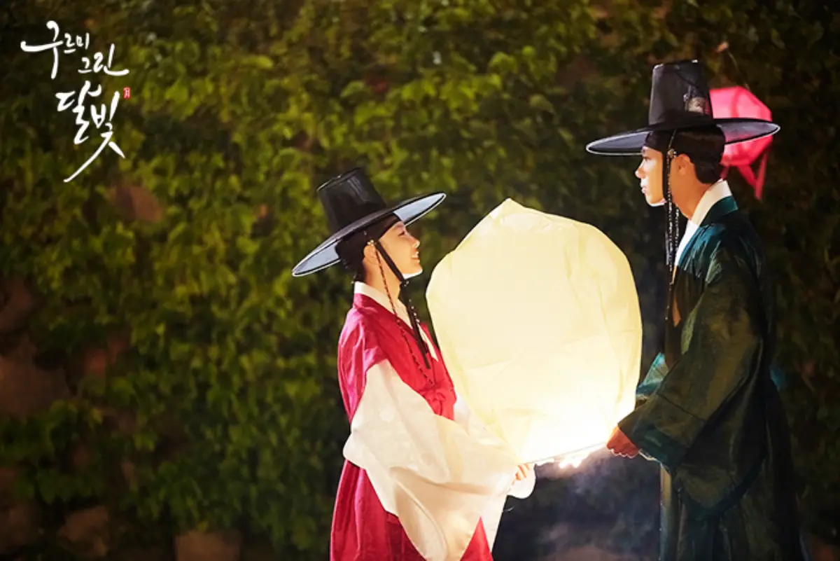 Amor bajo la luz de la luna