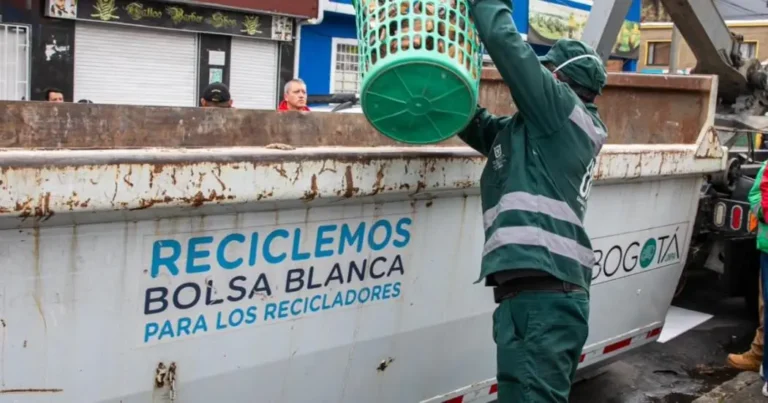 ¿Qué son los ecopuntos en Bogotá y cómo saber dónde estarán ubicados cada semana?