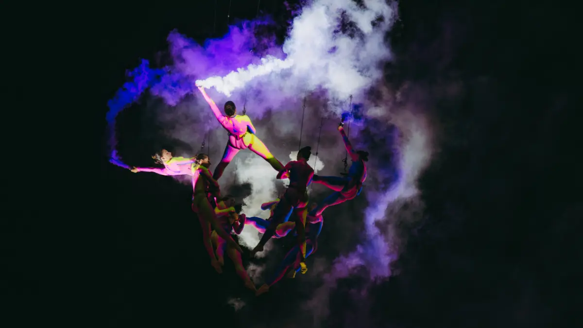 Obra ‘Nexus’ – Zenit Aerial Ballet y Collectif Arbuste en el FIAV