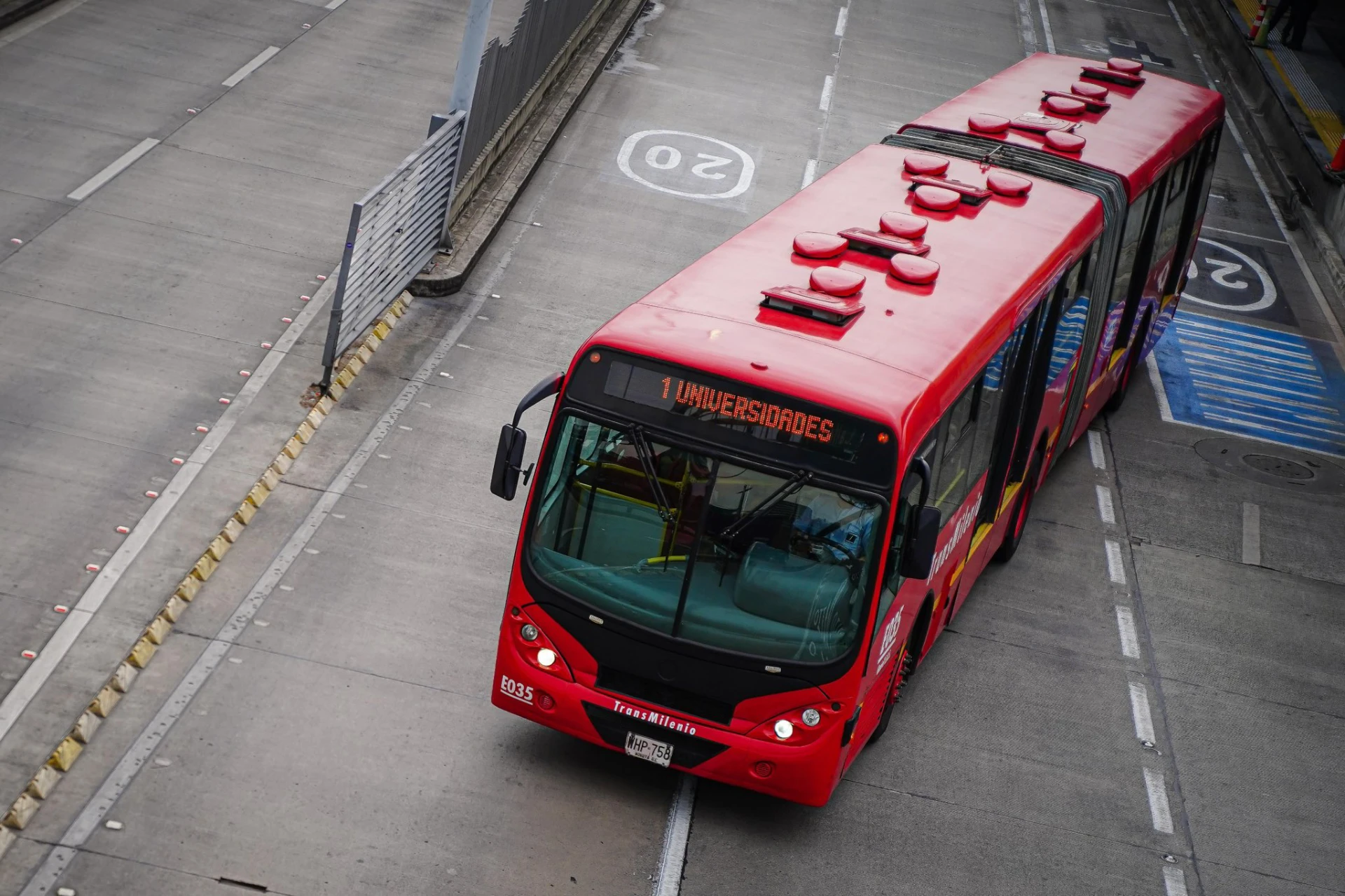 TransMilenio implementa estrategias para mejorar la movilidad