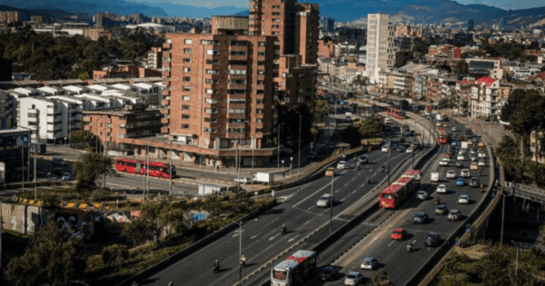 En medio de los retos de movilidad, Bogotá fortalece su monitoreo y control vial