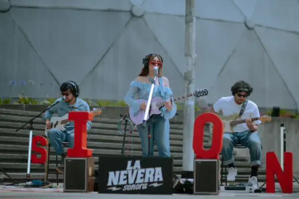 Paula Pera y el Fin de los Tiempos en La Nevera Sesiones: la música como un refugio