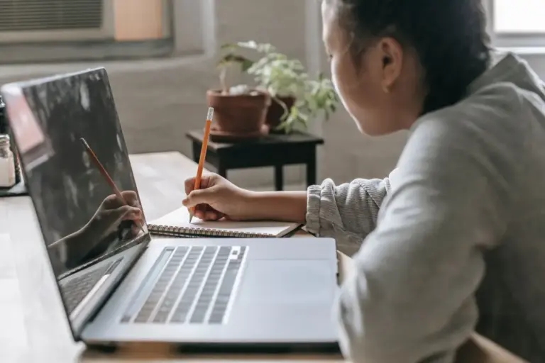 Nueva convocatoria de ‘Yes, Bogotá’: aprende inglés gratis y accede a oportunidades laborales