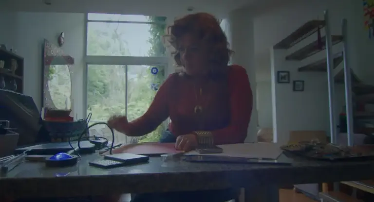 Carmen Gil Vrolijk: la artista que convirtió la tecnología en una herramienta para contar historias desde Bogotá