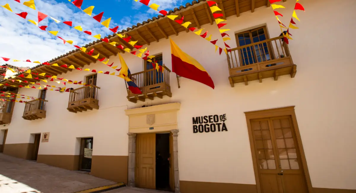 Fachada del Museo de Bogotá
