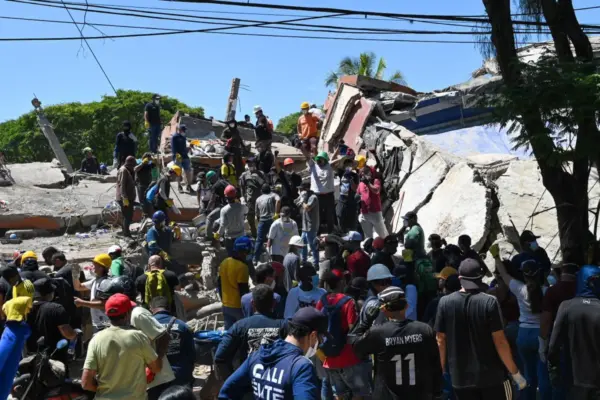 El Gobierno decreta tres días de duelo nacional por víctimas del terremoto en Colombia