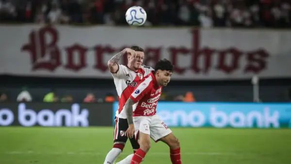 Santa Fe busca la épica en Argentina ante River Plate