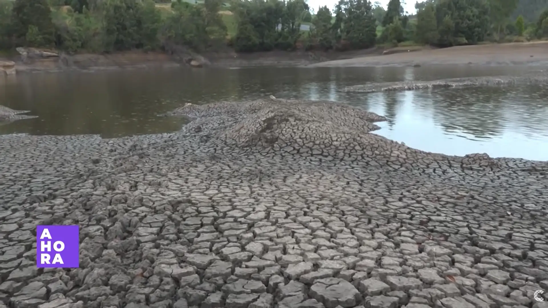 La falta de lluvias golpea a Facatativá, donde miles de habitantes buscan cómo enfrentar la escasez de agua.