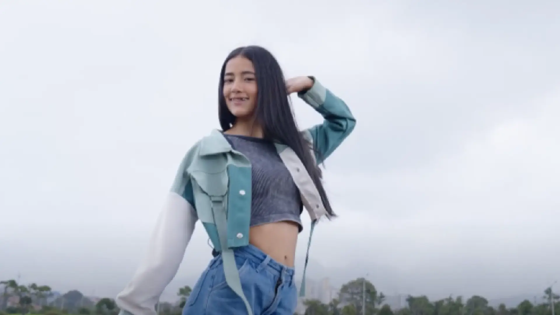Nicol: una chica que se baila y goza la vida