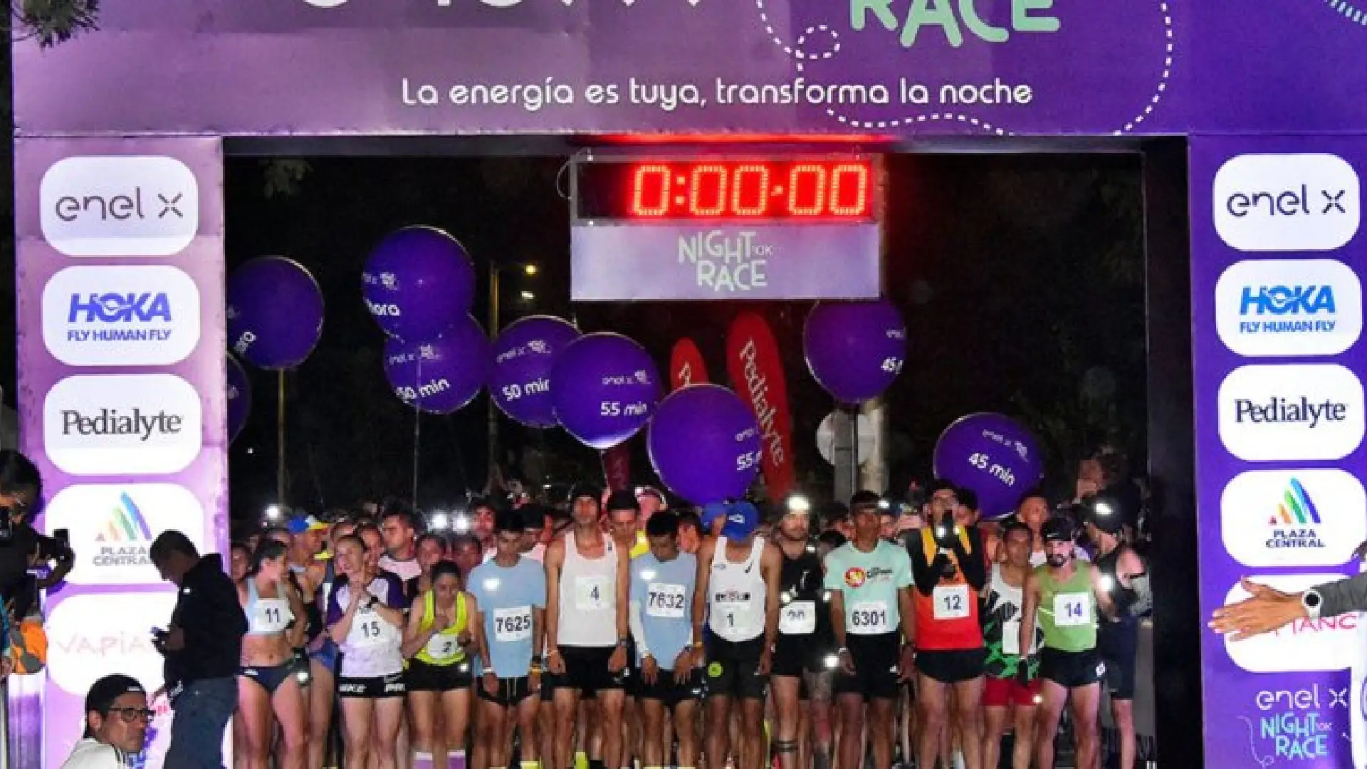 ¡Atención runners! Ya se pueden inscribir a la Enel X Night Race 10K 2025