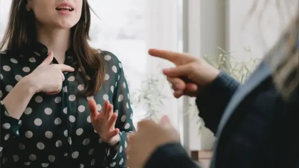 ¿Qué entendemos por «Batalla cultural»? El concepto que ocupa el debate público en Un Café con Fe