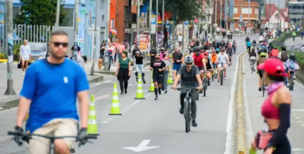 Audiencias Capital: Cicloviva, la serie que recorre Bogotá sobre ruedas y amplifica las voces de su ciudadanía