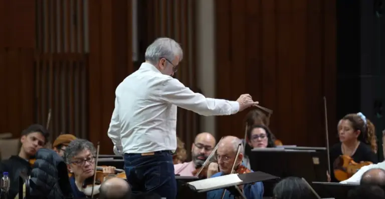 La Orquesta Filarmónica de Bogotá presenta a Haydn, Beethoven, Dukas y Wagner EN VIVO por Canal Capital 