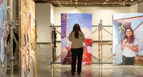 Llega a la Galería Santa Fe una exposición imperdible en la que conversan el arte, los recuerdos y los vínculos