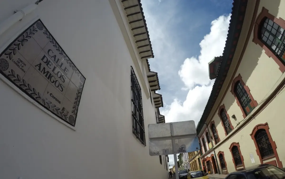 Calle de los Amigos