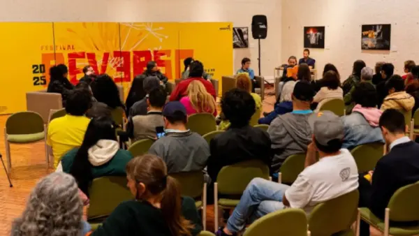 La poesía se toma Bogotá durante cuatro días con el Festival Reverso
