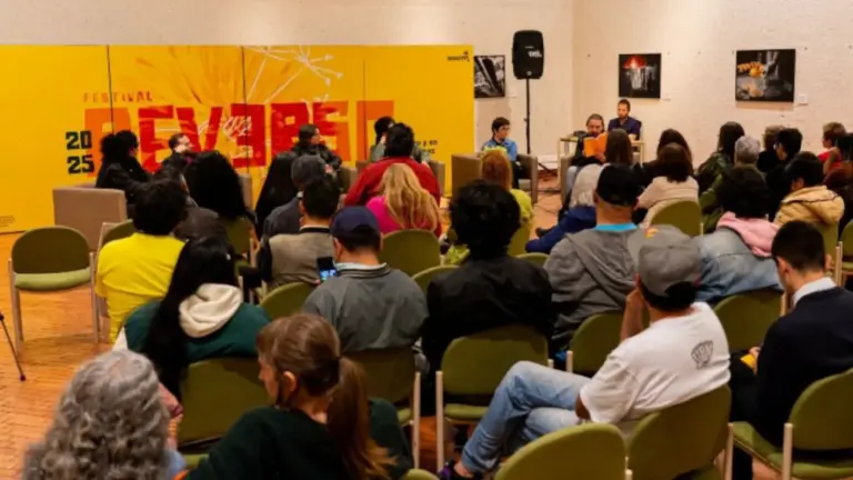 La poesía se toma Bogotá durante cuatro días con el Festival Reverso